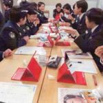 兵庫県警察学校の女性初任科生がメイクアップ教室を受講