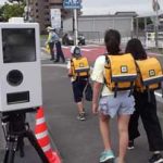 岐阜県警が登校日に可搬式速度違反自動取締装置で取締り