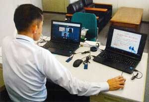 兵庫県警で保護業務のオンライン巡回教養を実施