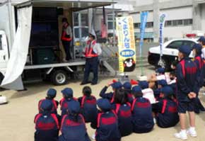 熊本県上天草署で中学1年生対象の自転車安全教室開く