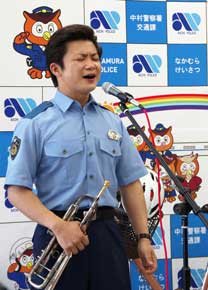 愛知県中村署が「与作」の替え歌で自転車ルールを呼び掛け