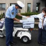 奈良県桜井署とヤクルトが「ながら見守り」と「横断歩行者保護」で連携