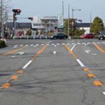 岐阜県警の進路変更禁止予告標示が事故防止に成果