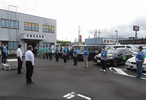 静岡県藤枝署で青パトのボイスパトロールを開始
