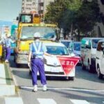 大阪府住吉署が児童の通学路対策で交通検問行う