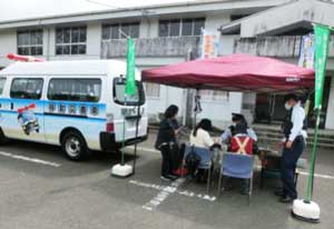  宮崎県警で移動交番車の運用を開始