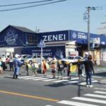 埼玉県警が新規横断歩道で児童への安全指導