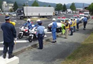 山形県警が5所属合同で夏の交通事故防止キャンペーン