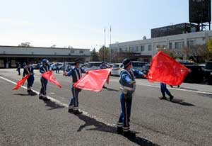 滋賀県警高速隊で新隊員中心に交通規制訓練