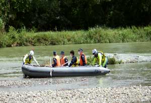 愛媛県大洲署で河川の氾濫想定した水害訓練を実施
