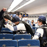 愛知・岐阜県警鉄警隊とJR東海が新幹線車両を活用した緊急事態対処訓練