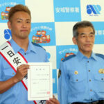 愛知県安城署の一日警察署長に就任　地元出身のプロレスラー、オカダ・カズチカさんが防犯訴え