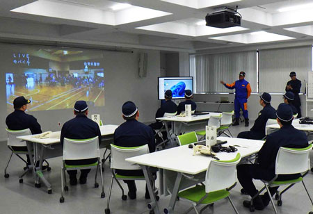 佐賀県唐津署で大震災を想定し機能移転訓練と住民の避難訓練