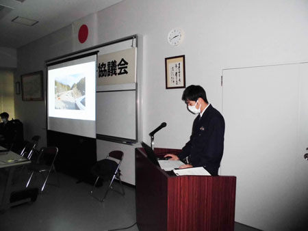 奈良県奈良署の署協会議で被災地派遣の警察官が活動報告