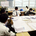 高知県窪川署員が就労継続支援事務所を見学