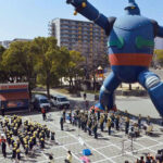 兵庫県警音楽隊が鉄人広場で被災地応援のコンサート開催