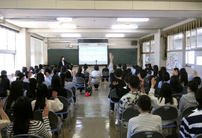 岐阜県警が専門学校の学生にSNSの適正利用講話を実施