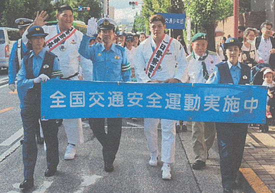 パリ五輪柔道・銀メダリストの２人が交通安全を呼びかけ