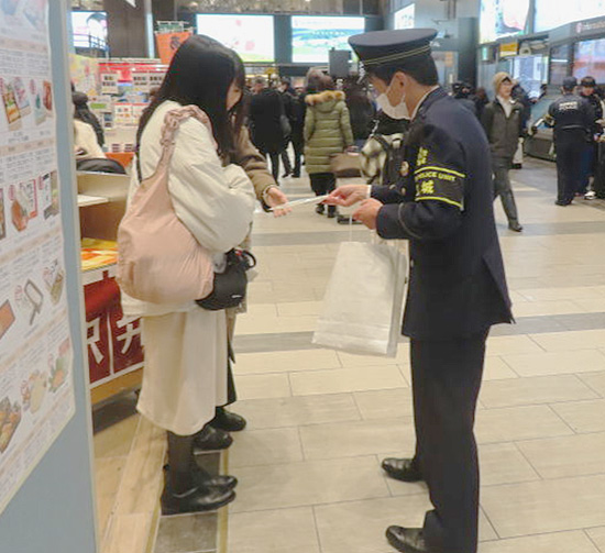 110番通報要領を広報　仙台駅でキャンペーン