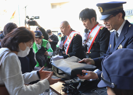 警視庁石神井・練馬・光が丘3署が詐欺撲滅キャンペーン