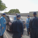 奈良県警交機隊の新隊員が殉職事故現場を訪問　安全の最優先誓う