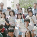 詐欺抑止へ小学生児童が防犯メッセージ　沖縄県八重山署配布のチラシに