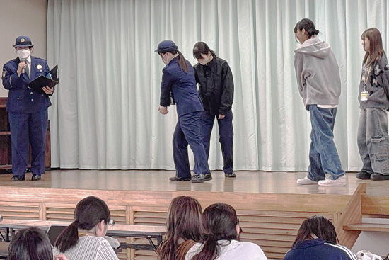 埼玉県警が性犯罪被害防止の講話　県内大学等4校の新入学生対象に