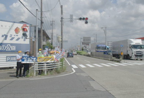 愛知県蟹江・津島・稲沢3署が合同交通事故抑止活動