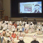 Vチューバー「越後屋ときな」さんが交通安全呼びかけ　新潟県佐渡署が啓発イベント