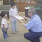 三重県松阪署で「職業参観日」　警察官志望者らが署を見学