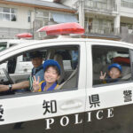 水難事故防止へ児童が呼びかけ　愛知県足助署と御蔵小が河川をパトロール