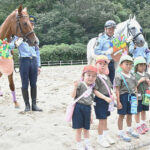 京都府警平安騎馬隊に新馬2頭が入厩　任命式を挙行
