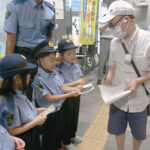 保育園児が区役所で詐欺被害防止を呼びかけ　愛知県瑞穂署の一日警察官に