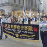 広島県警が市街地で犯罪被害防止の街頭パレード