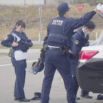 青森県警が緊急走行・事案対処訓練　高速度運転の技術学ぶ