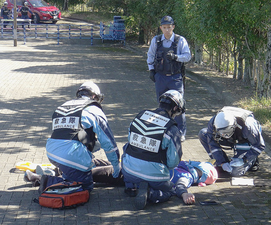 佐賀県鳥栖署が官民一体のテロ対処訓練