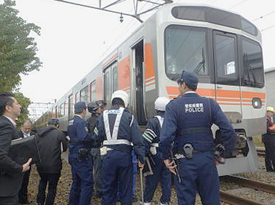 列車事故の発生を想定し初動対応訓練　愛知県春日井署がJRと合同で