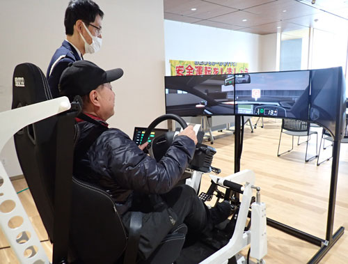 北海道警が新型運転シミュレータの運用開始