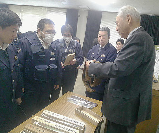 三重県伊賀署が「伊賀くみひも」の伝統工芸士の講演会
