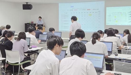 佐賀県警がサイバーセキュリティセミナー　専門学校生らがコンテストで犯罪や手口学ぶ