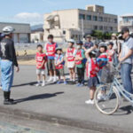 奈良県警が白バイ隊員による子供自転車教室