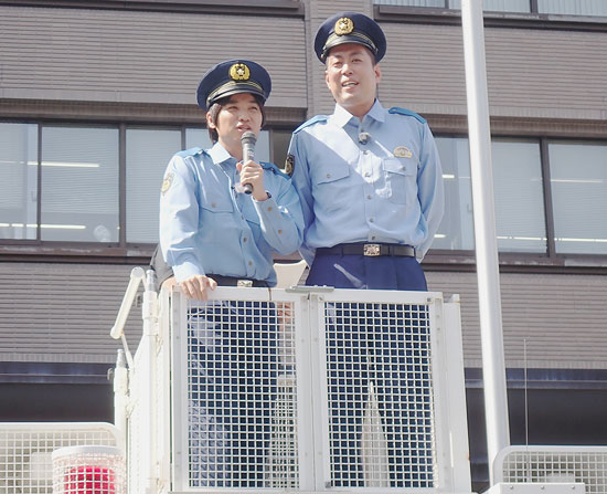 闇バイトへの加担防止へ　宮城県警がお笑いコンビに組織犯罪対策特命大使を委嘱