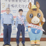 北海道函館方面函館中央署がJRA北村友一騎手と詐欺等防止の啓発活動
